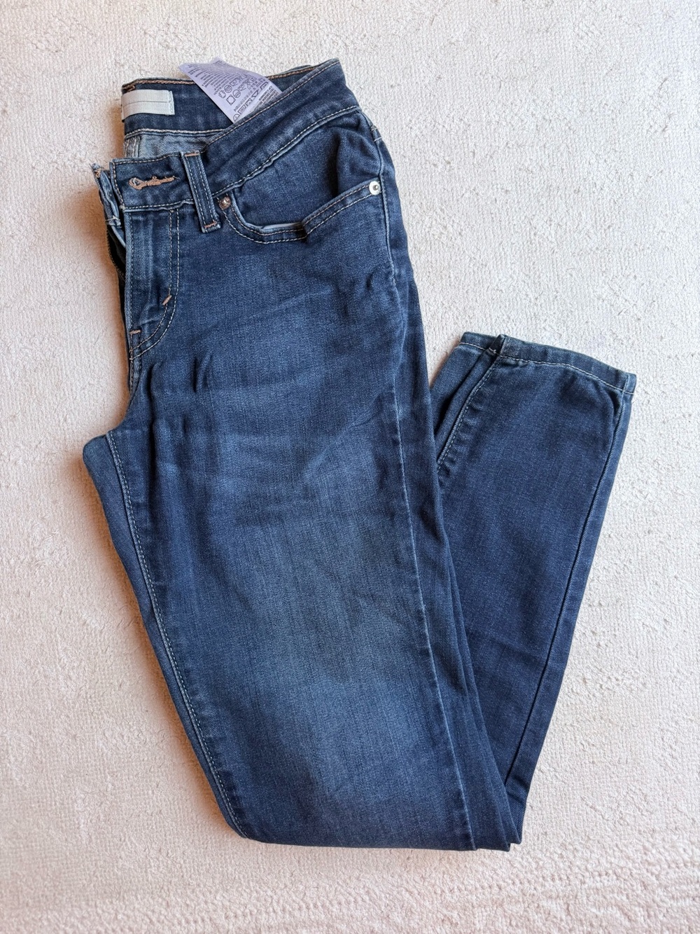 Levi's Women's Skinny Jeans in Dark Blue Wash